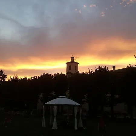 La Torre Di Longara *