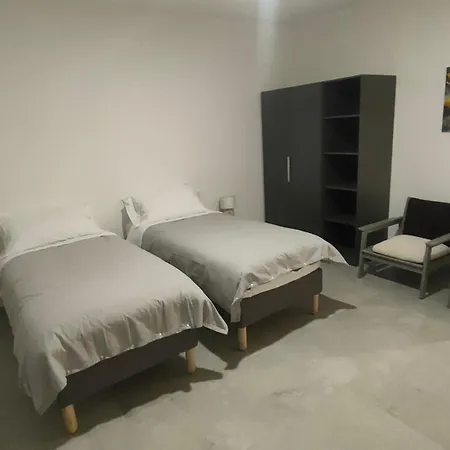 La Torre Di Longara Bed & Breakfast