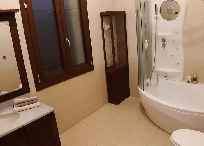 La Torre Di Longara קלדררה די רנו