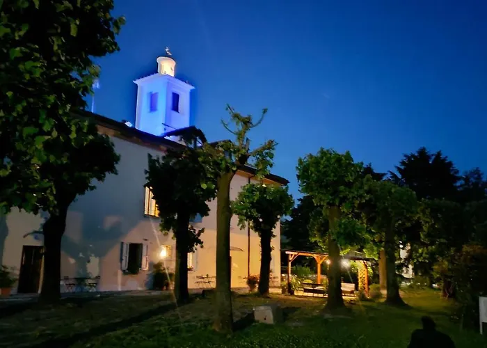 La Torre Di Longara קלדררה די רנו