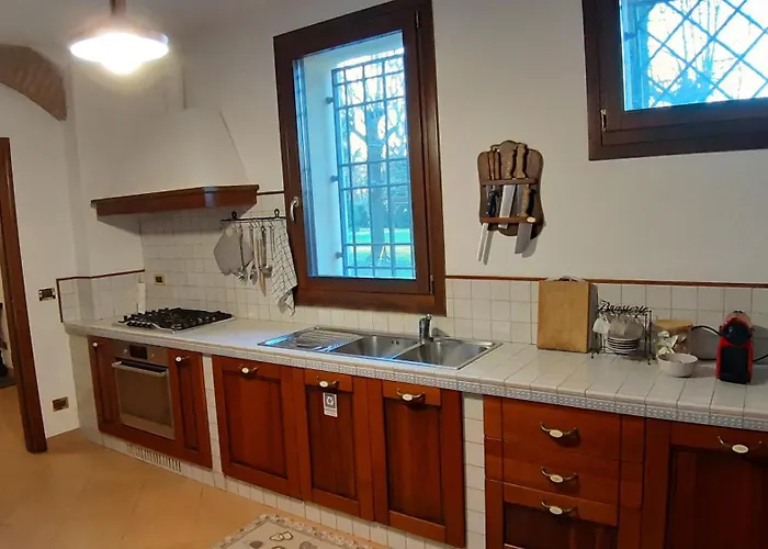 La Torre Di Longara קלדררה די רנו