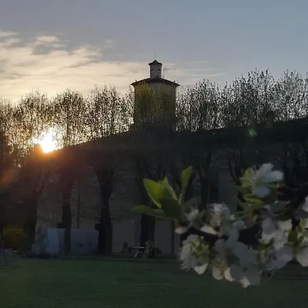 La Torre Di Longara 凯尔代拉拉蒂雷诺