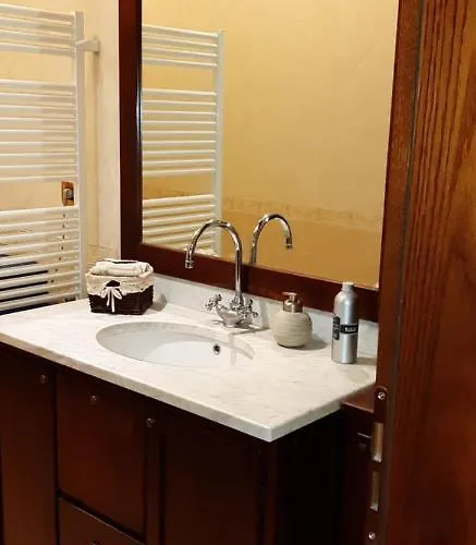 Bed & Breakfast La Torre Di Longara