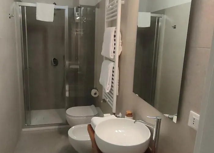 Bed & Breakfast La Torre Di Longara