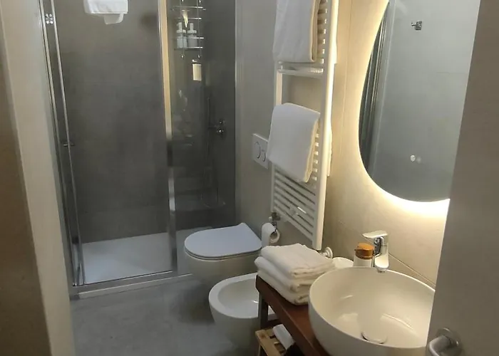 Bed & Breakfast La Torre Di Longara