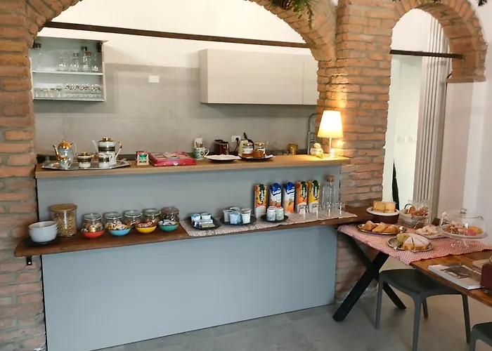 Bed & Breakfast La Torre Di Longara